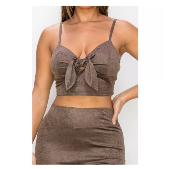 2 Piece Set Embossed Snake Print Crop Top & Leggings, Tie Front & High Waist - Picture 4 of 5